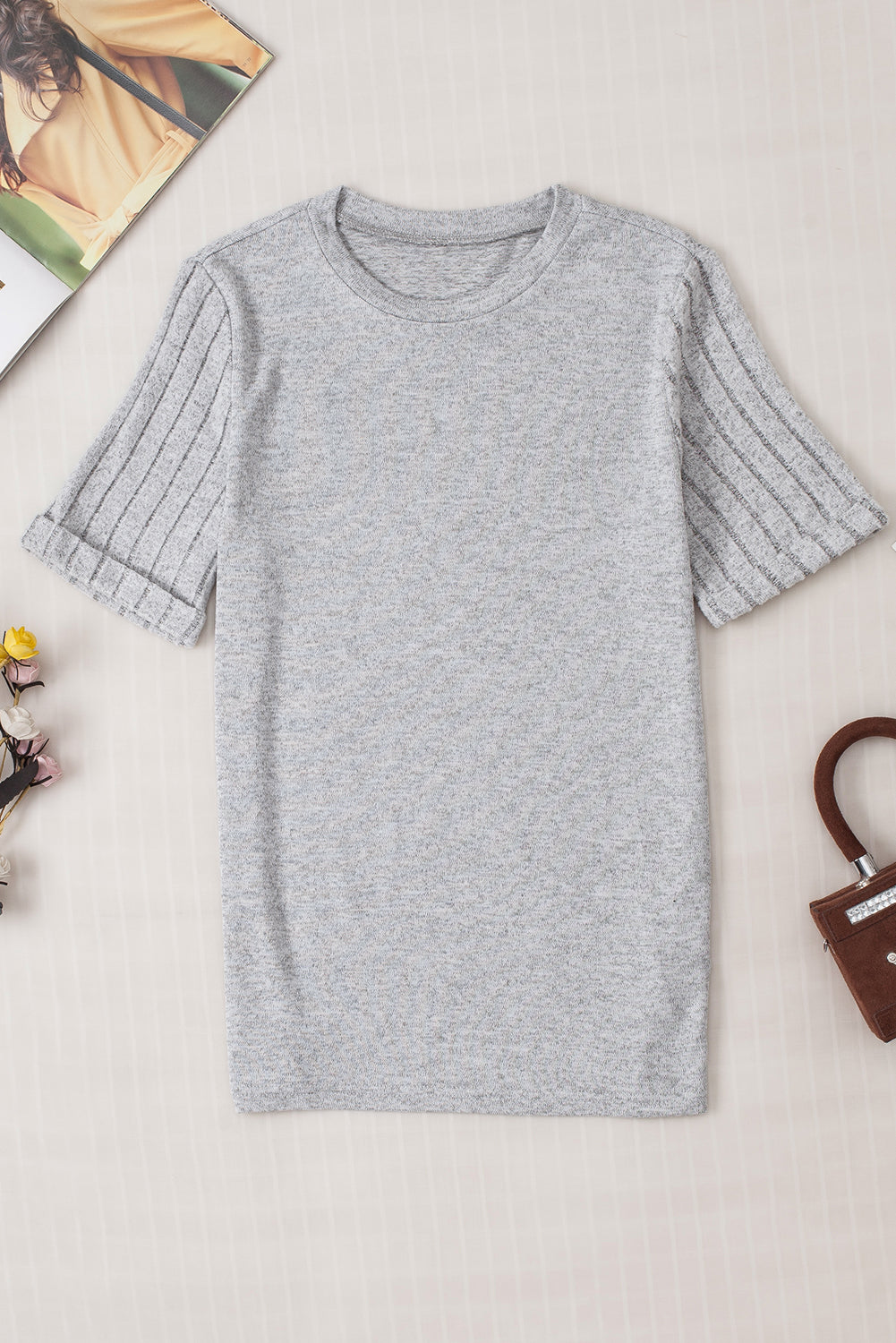 Gray Ribbed Splicing Sleeve Round Neck T-shirt